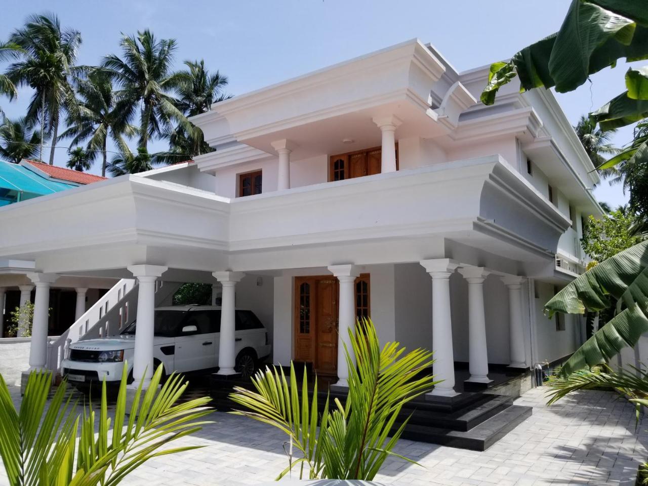 Luxury Villas Of Guruvayur Exterior photo